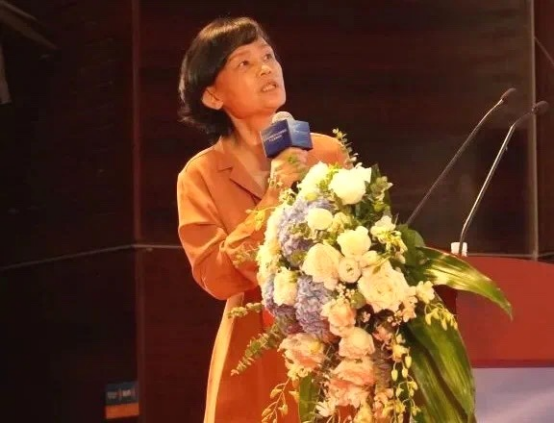 英国上市公司365