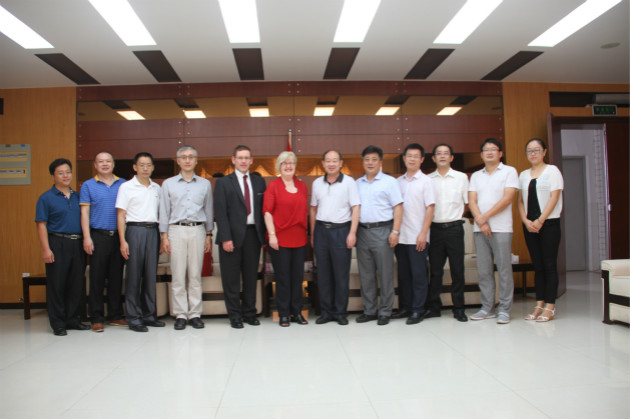 1505291588856160.jpg 英国上市公司365