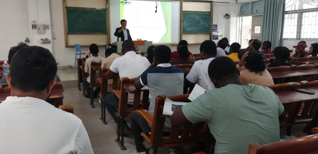 英国上市公司365