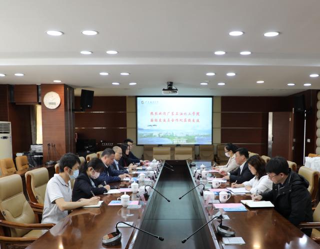 英国上市公司365