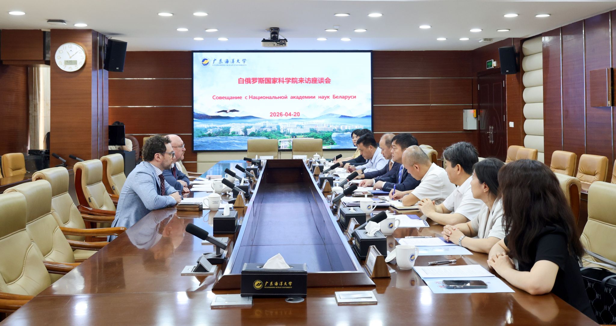 英国上市公司365