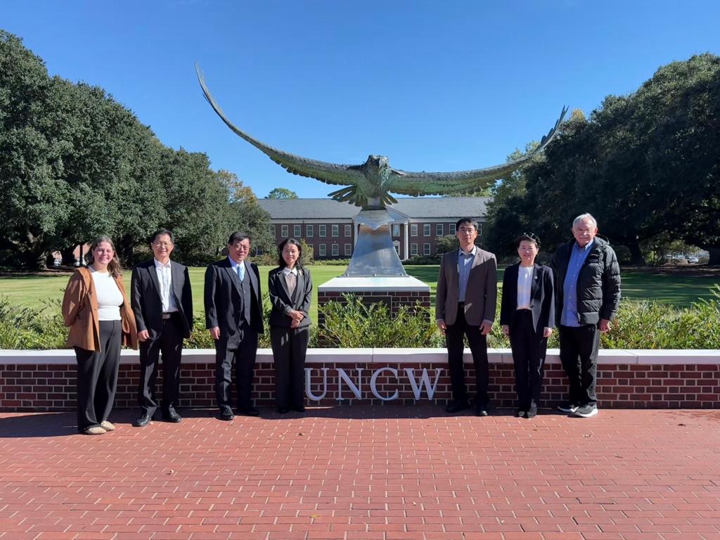 英国上市公司365