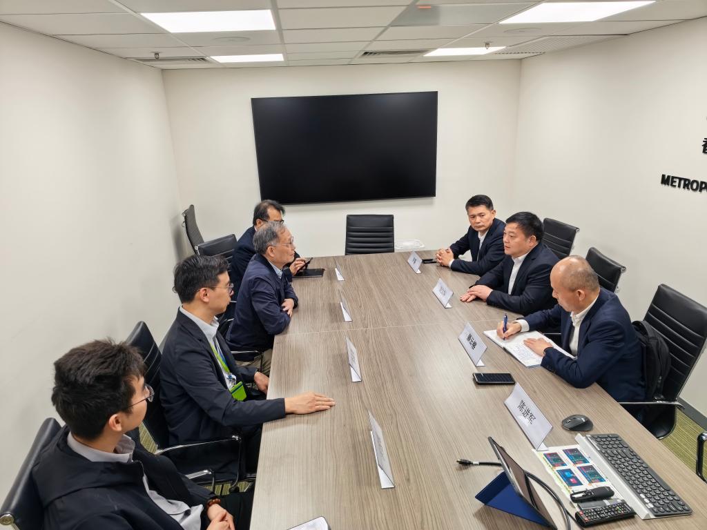 英国上市公司365