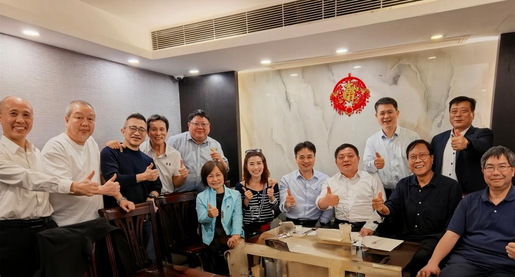 英国上市公司365